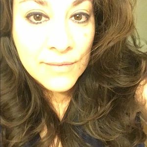 Meet your Posher, April